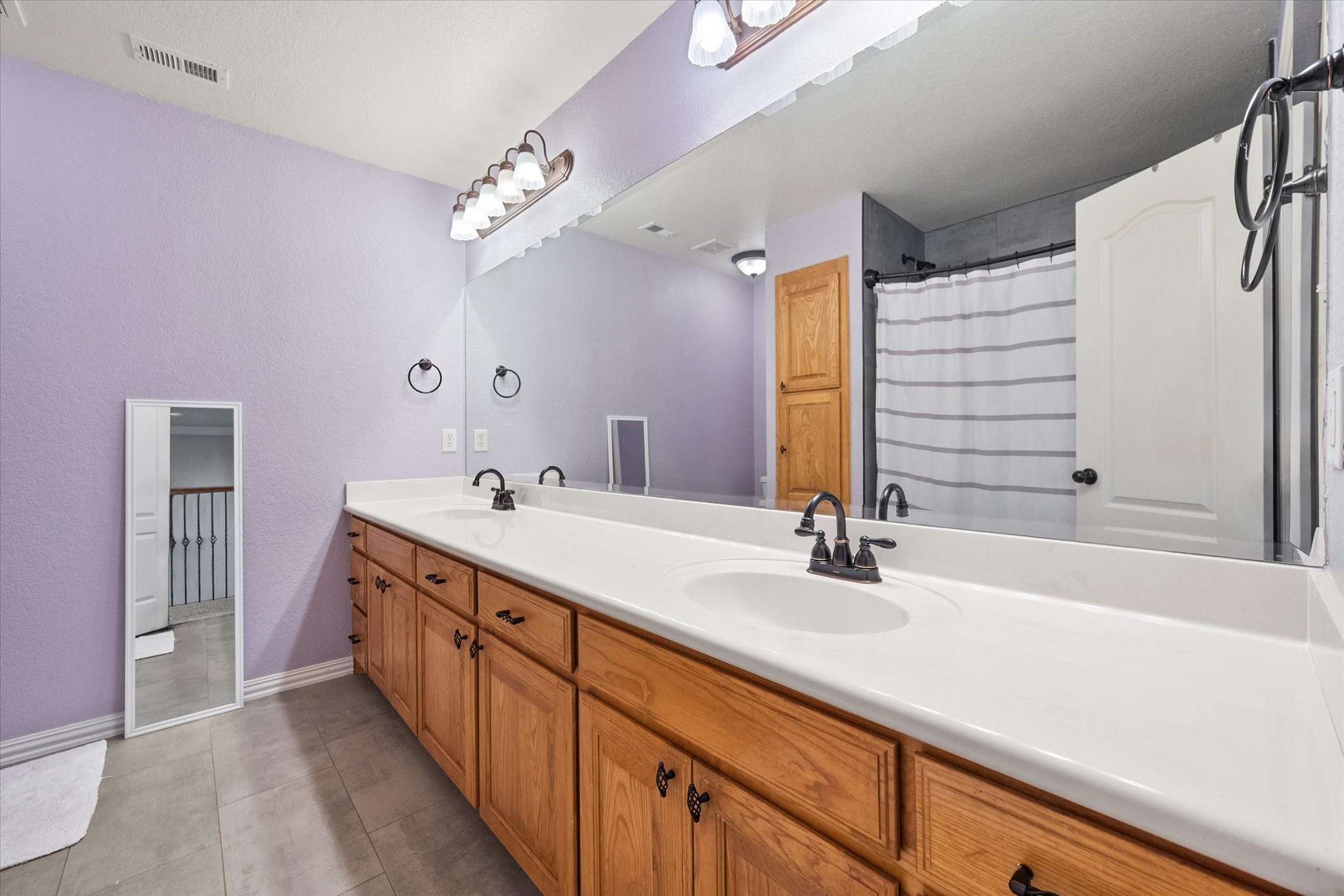 6400 Gehrig Circle Burleson TX 76028