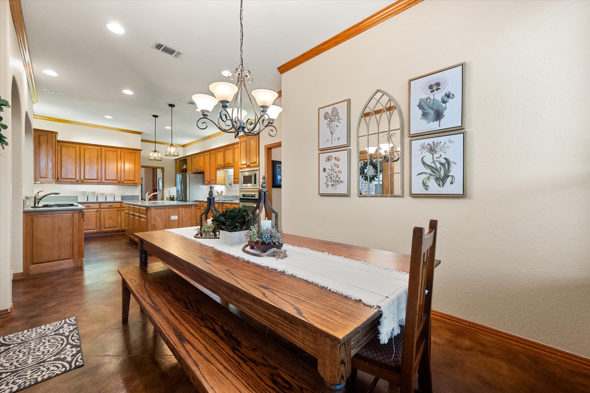 6400 Gehrig Circle Burleson TX 76028