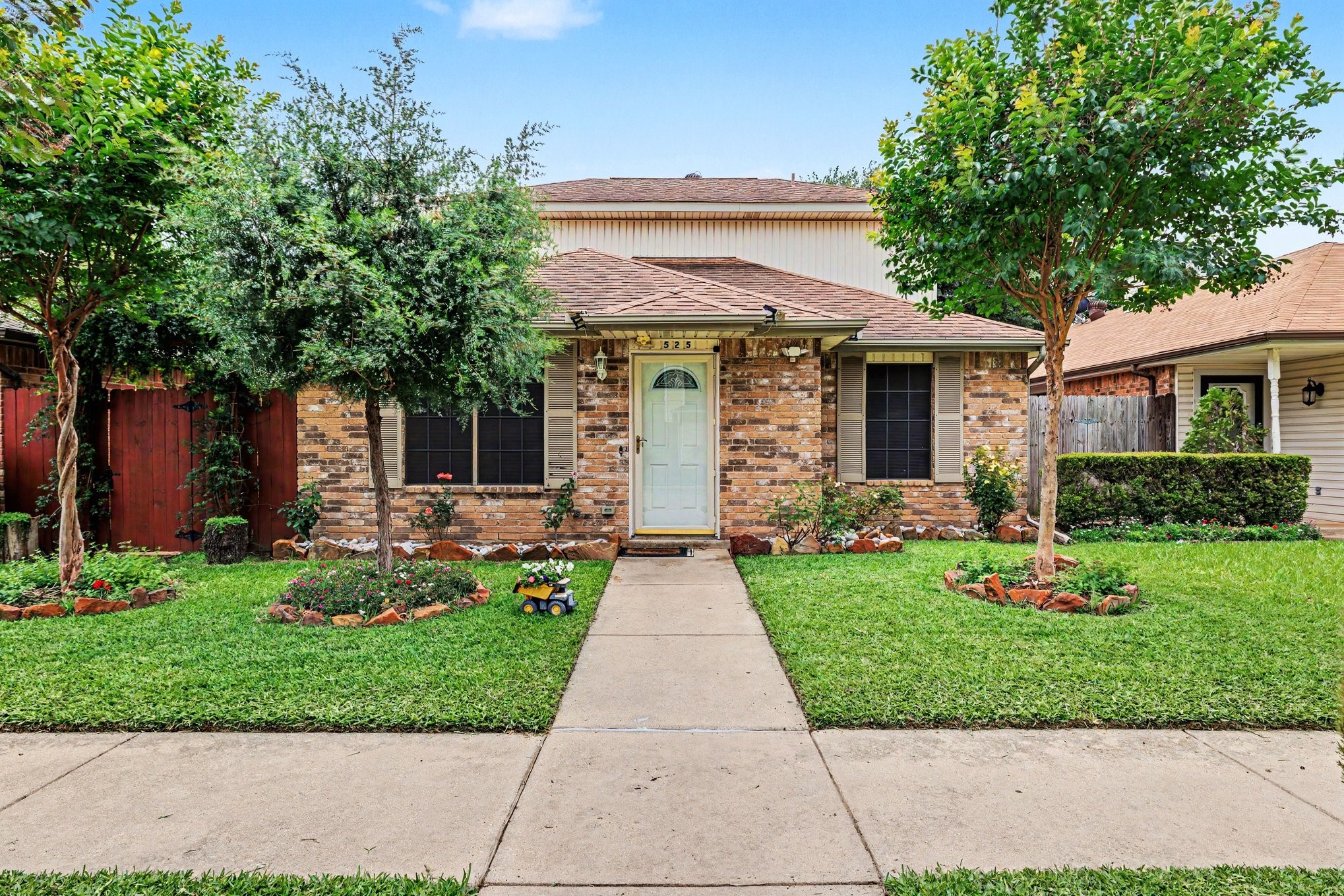 525 Rawls Circle Irving TX 75061