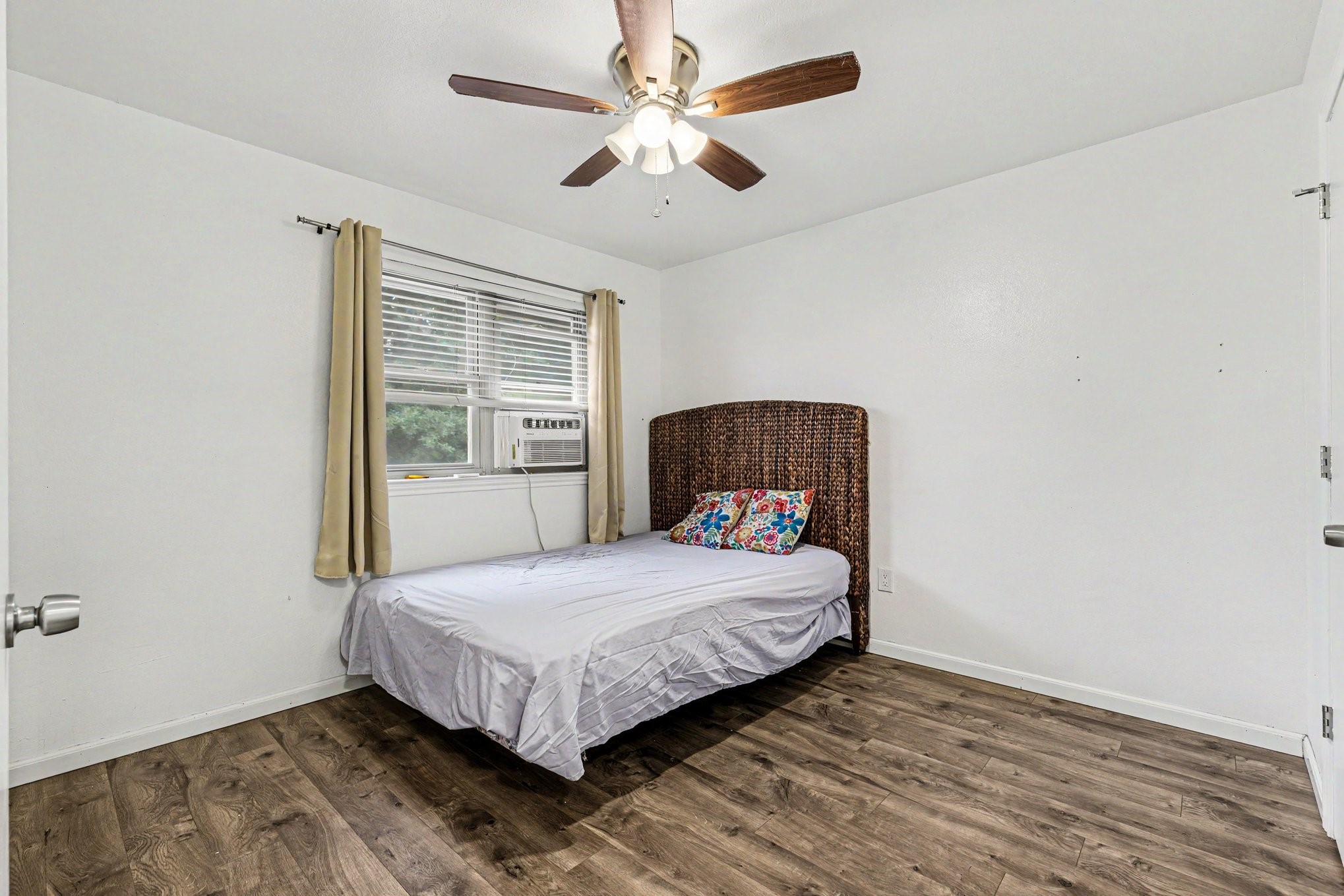 525 Rawls Circle Irving TX 75061