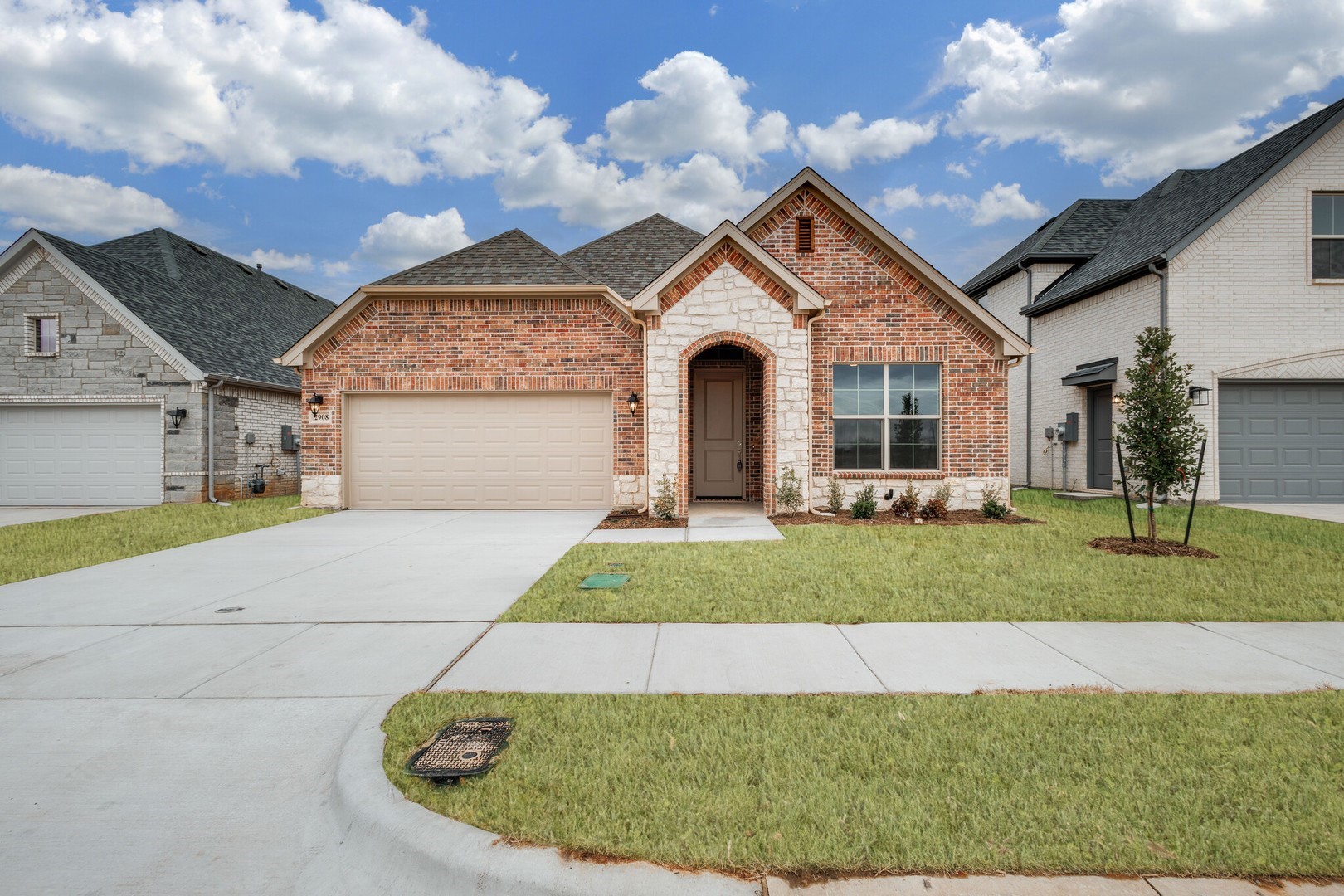 2908 Weslyan Oak Street Bedford TX 76021