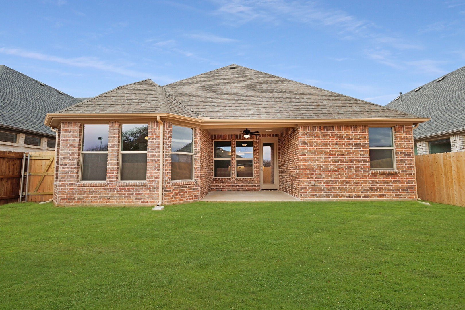 2908 Weslyan Oak Street Bedford TX 76021