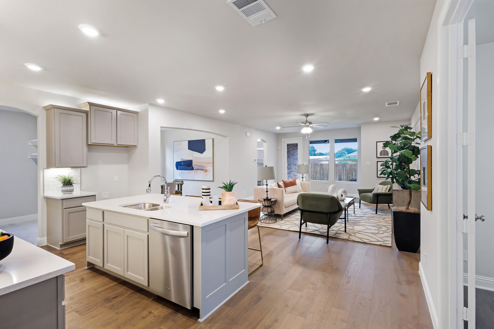 2908 Weslyan Oak Street Bedford TX 76021