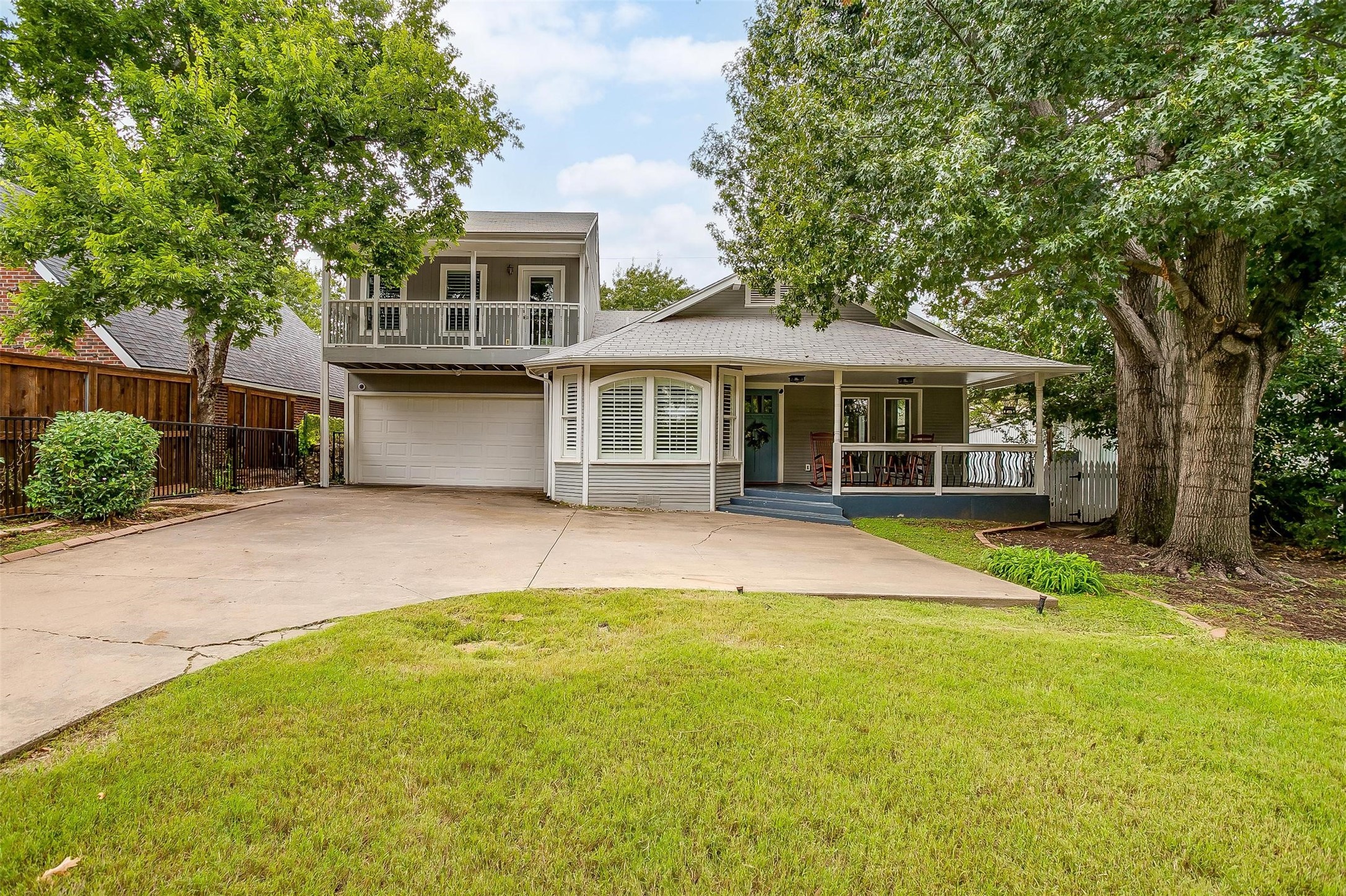 2312 Thomas Place Fort Worth TX 76107