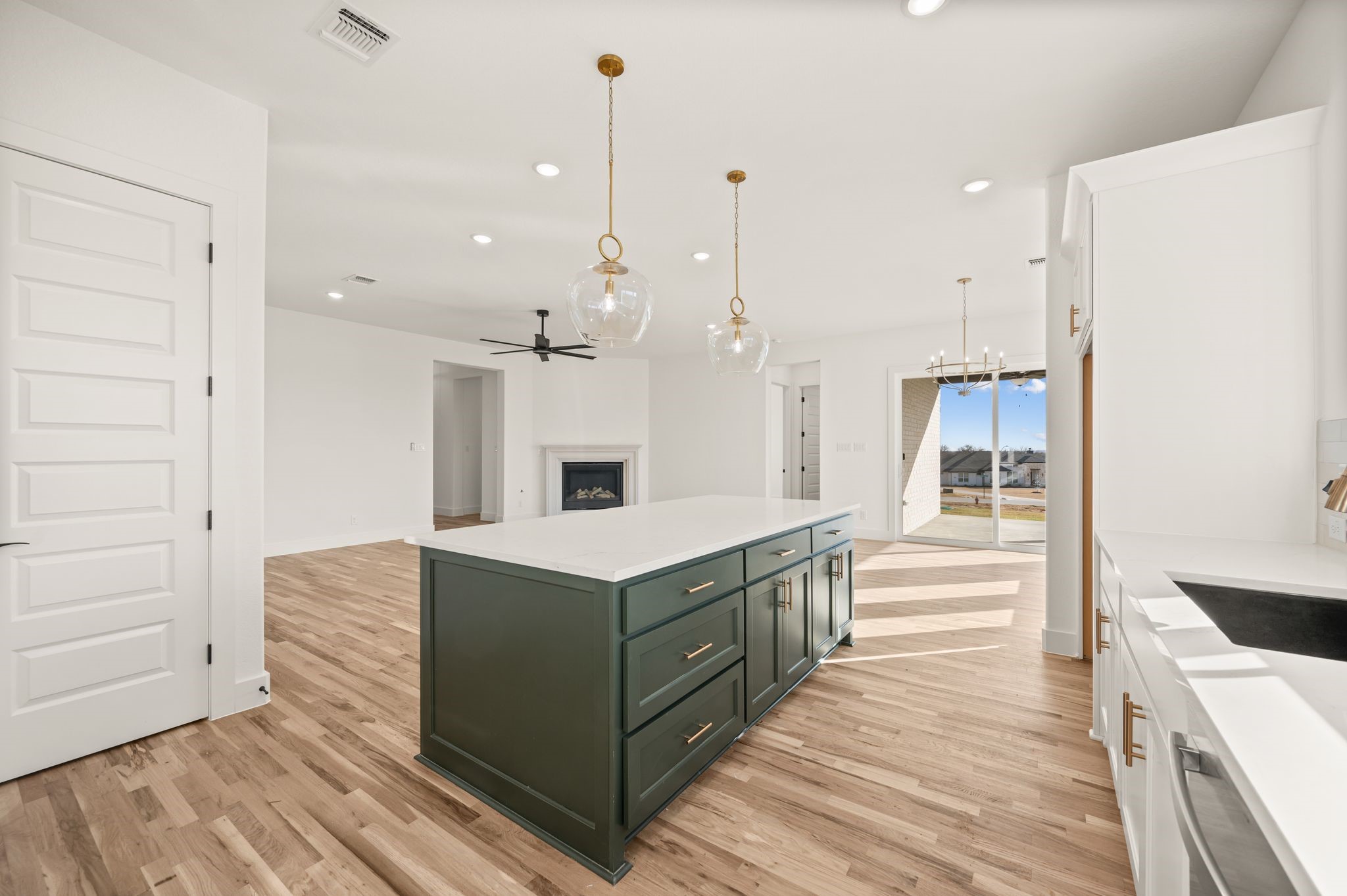412 Caprock Lane Reno TX 76020