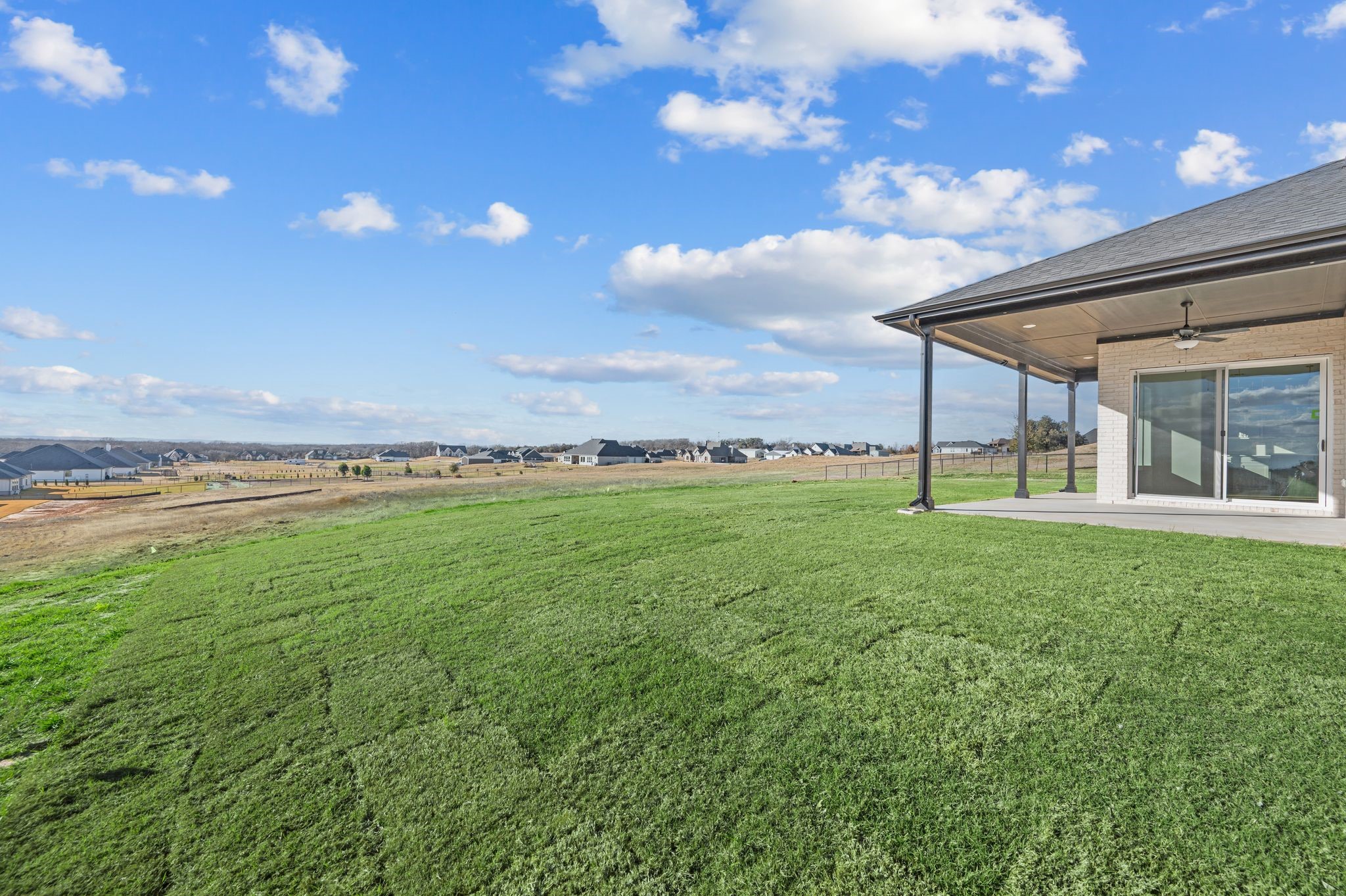 412 Caprock Lane Reno TX 76020