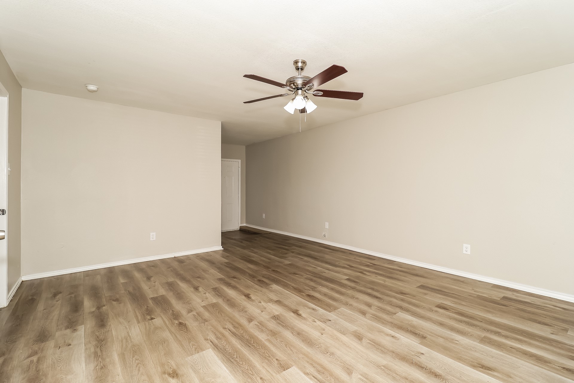 11226 Drummond Drive Dallas TX 75228