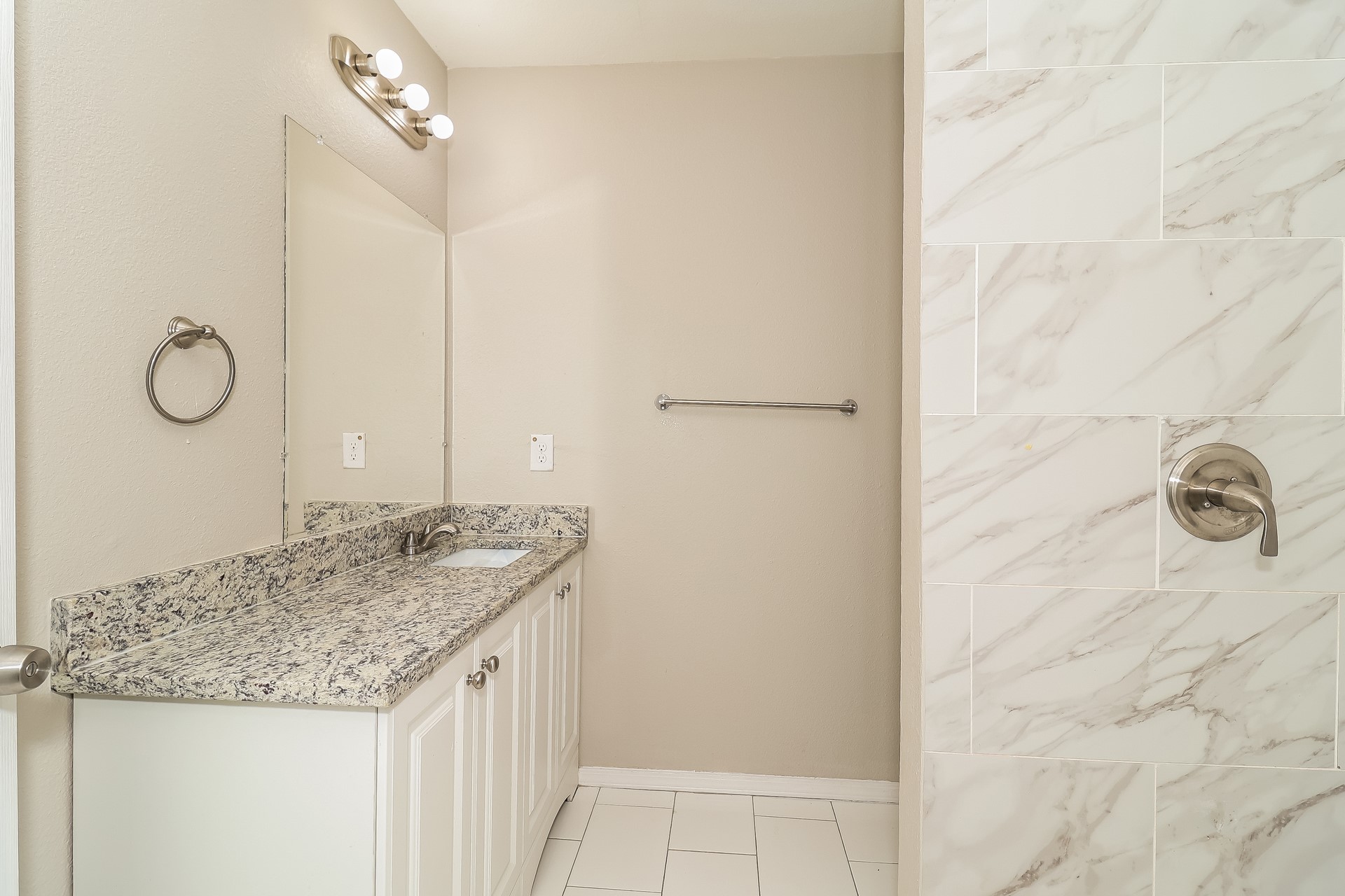 11226 Drummond Drive Dallas TX 75228