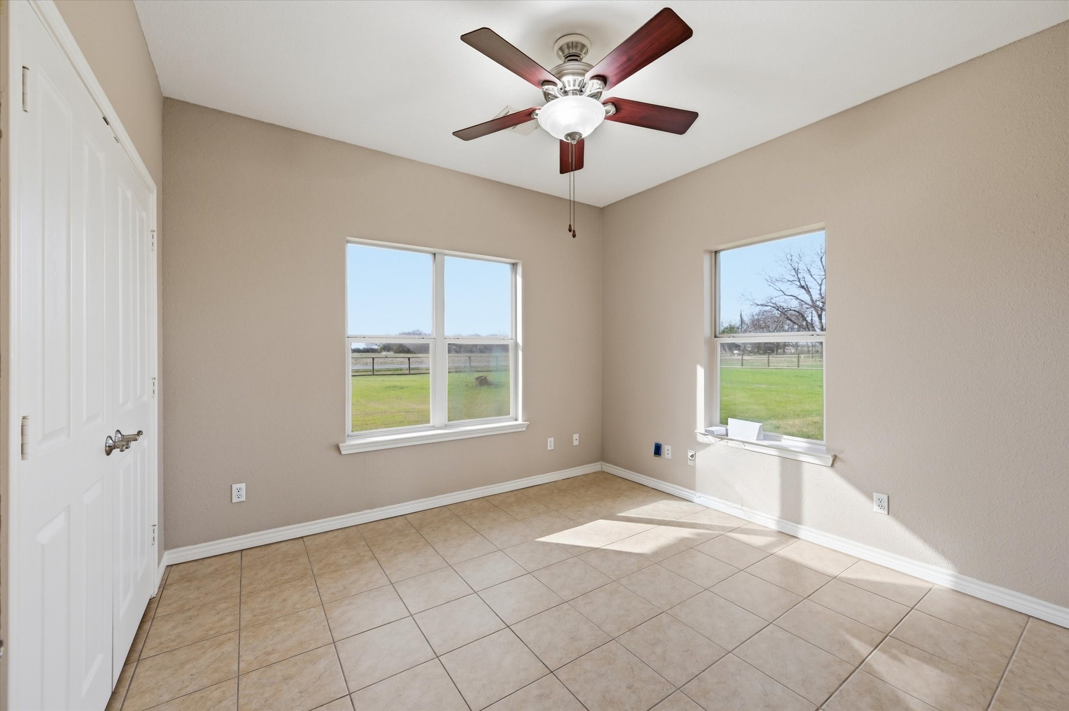 1616 Nash Howard Road Waxahachie TX 75165