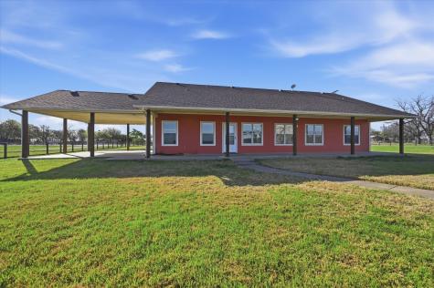 1616 Nash Howard Road Waxahachie TX 75165