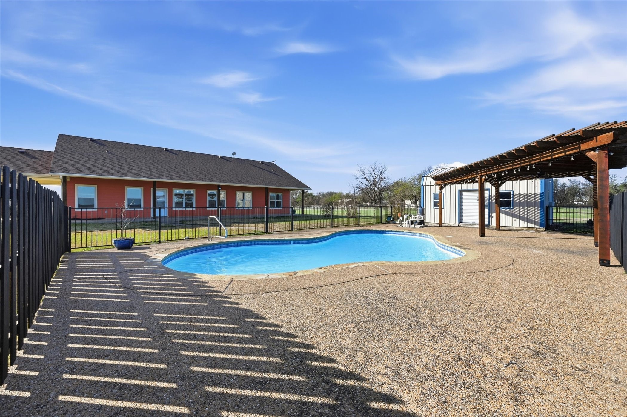 1616 Nash Howard Road Waxahachie TX 75165