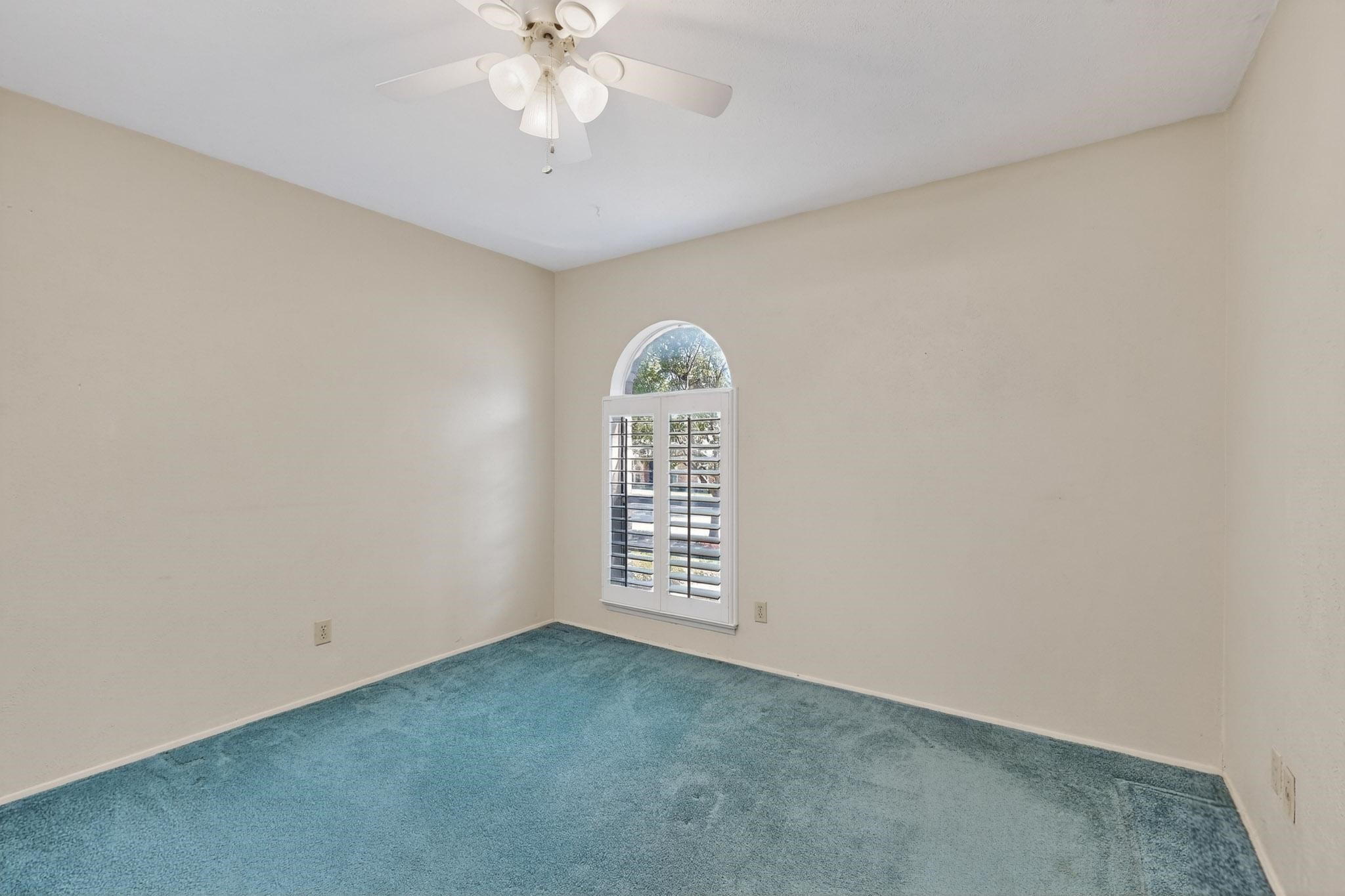 11033 Mccree Road Dallas TX 75238