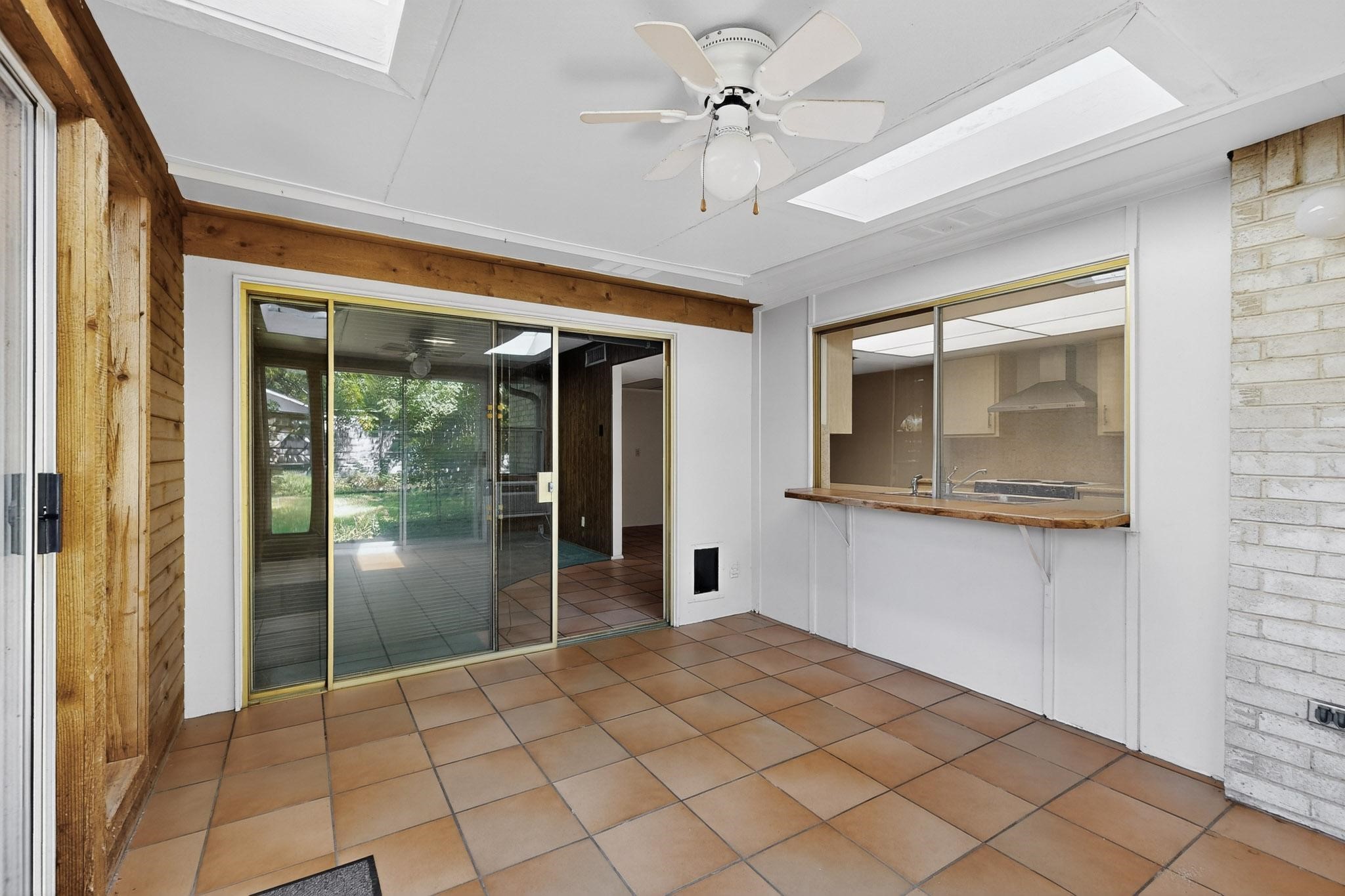 11033 Mccree Road Dallas TX 75238