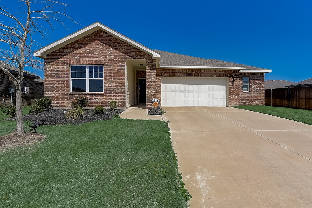 323 Gypsum Lane Glenn Heights TX 75154