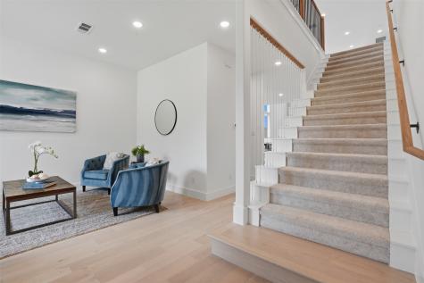 617 Parkview Avenue Dallas TX 75223