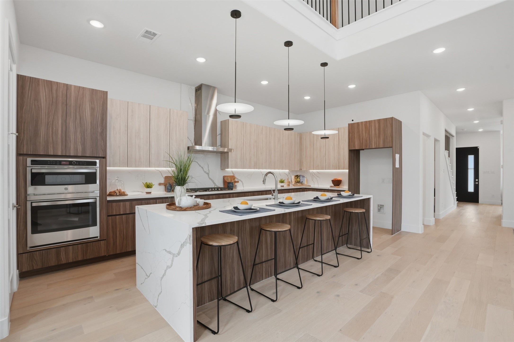 617 Parkview Avenue Dallas TX 75223