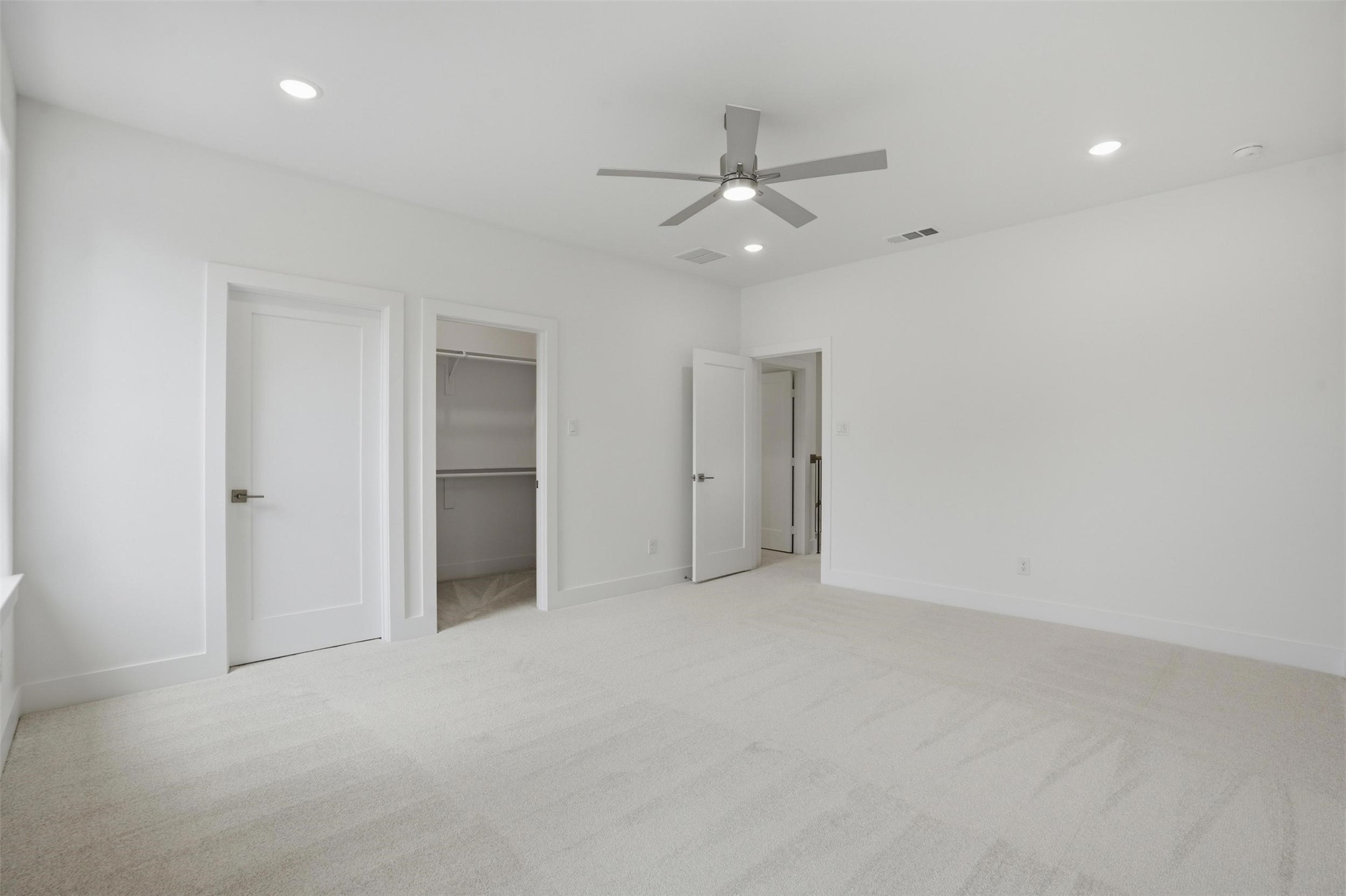 617 Parkview Avenue Dallas TX 75223