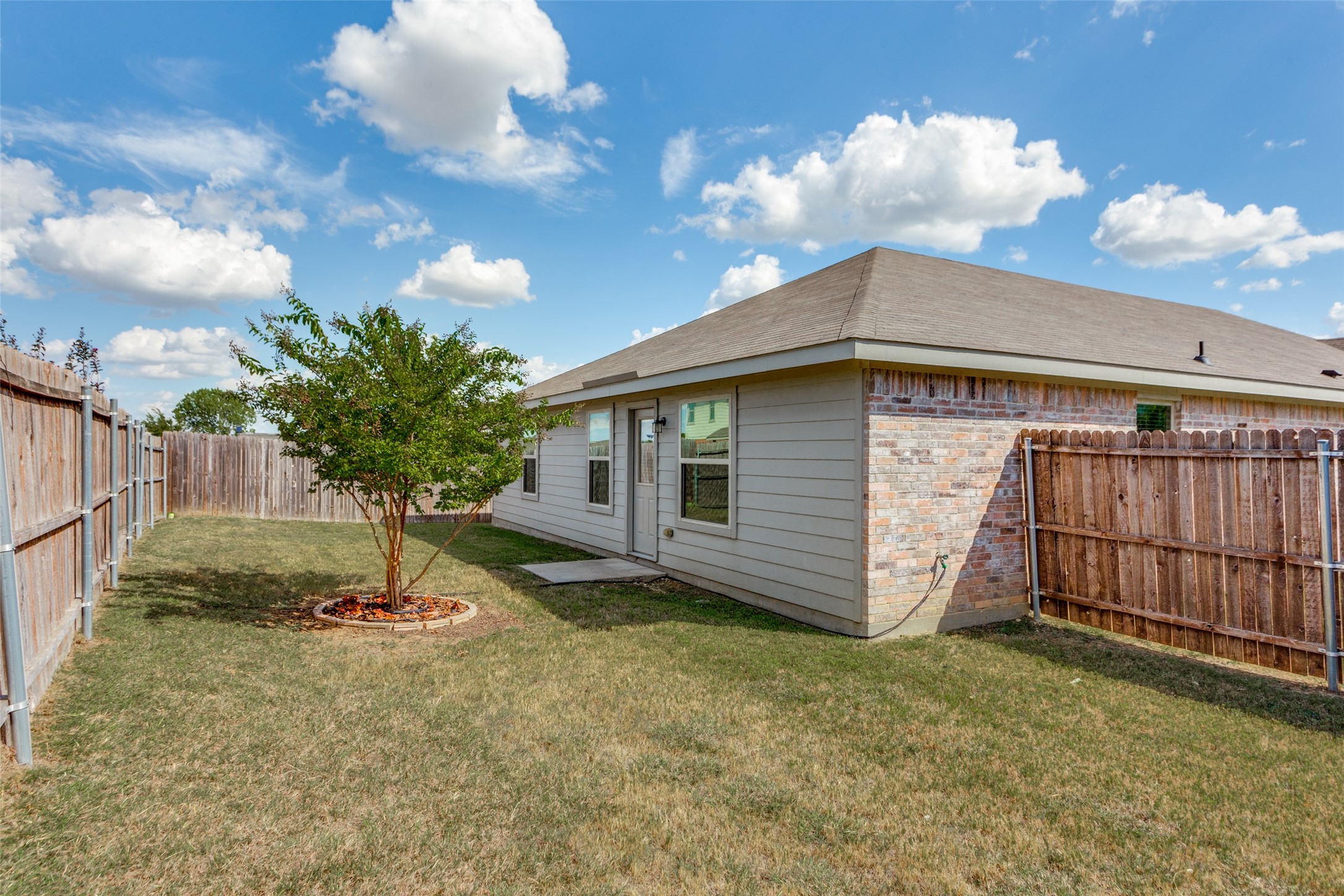 2844 Adams Fall Lane Fort Worth TX 76123