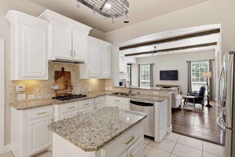 1616 Camino Lago Irving TX 75039