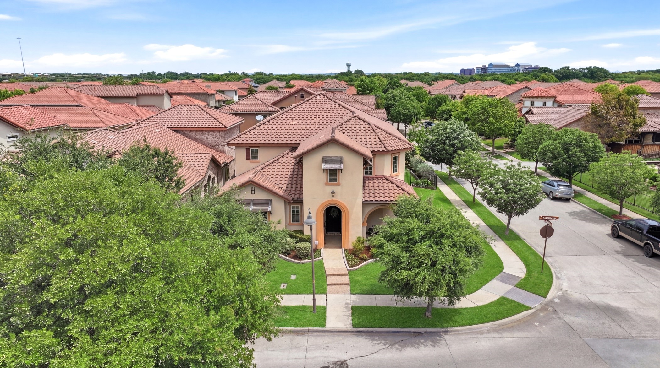 1616 Camino Lago Irving TX 75039