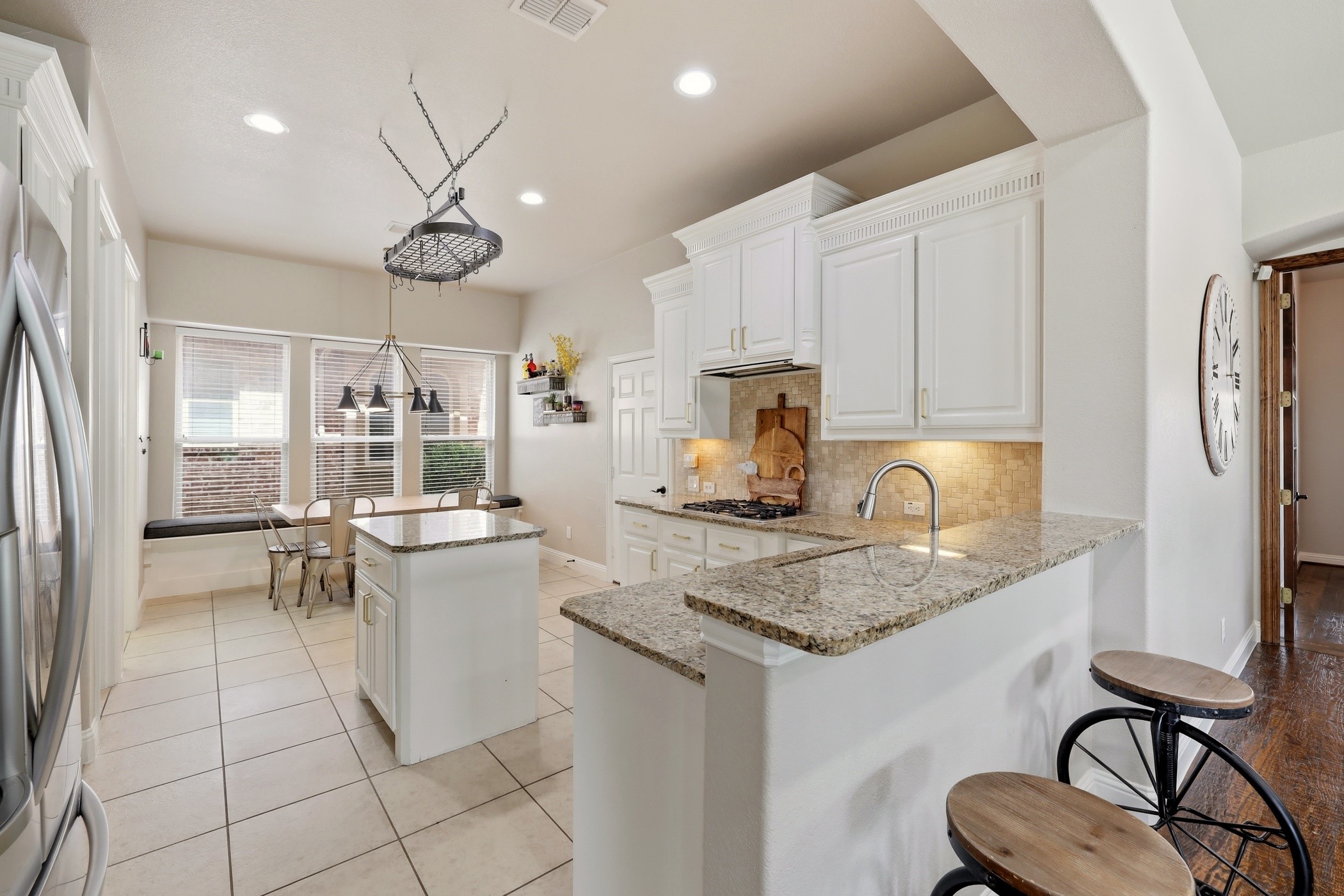 1616 Camino Lago Irving TX 75039