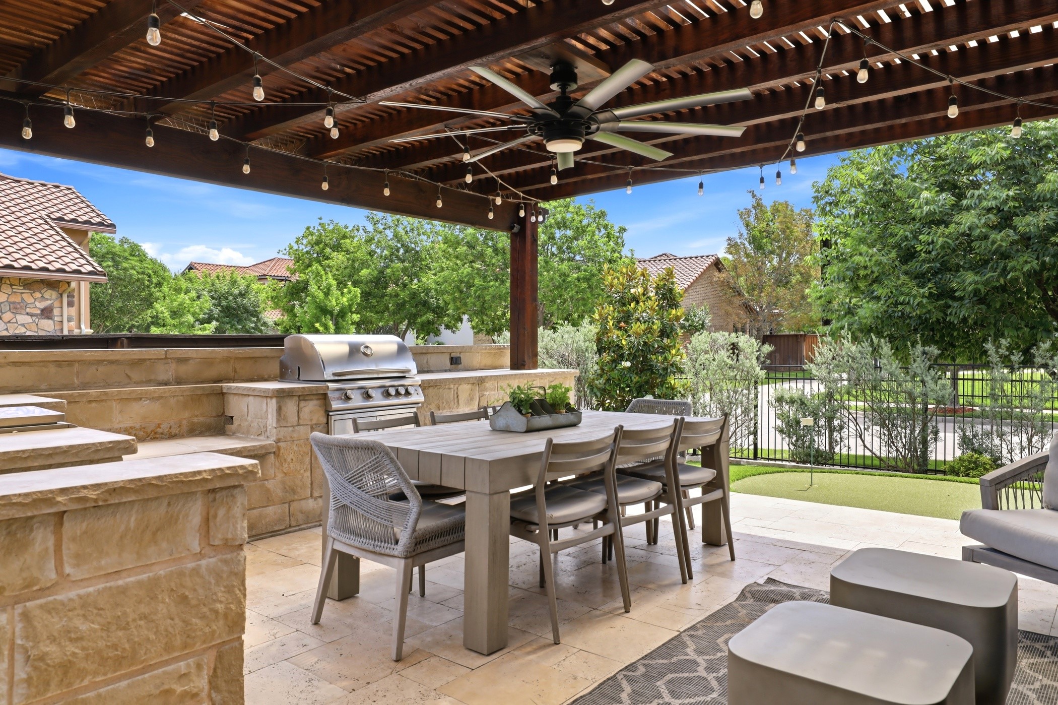 1616 Camino Lago Irving TX 75039
