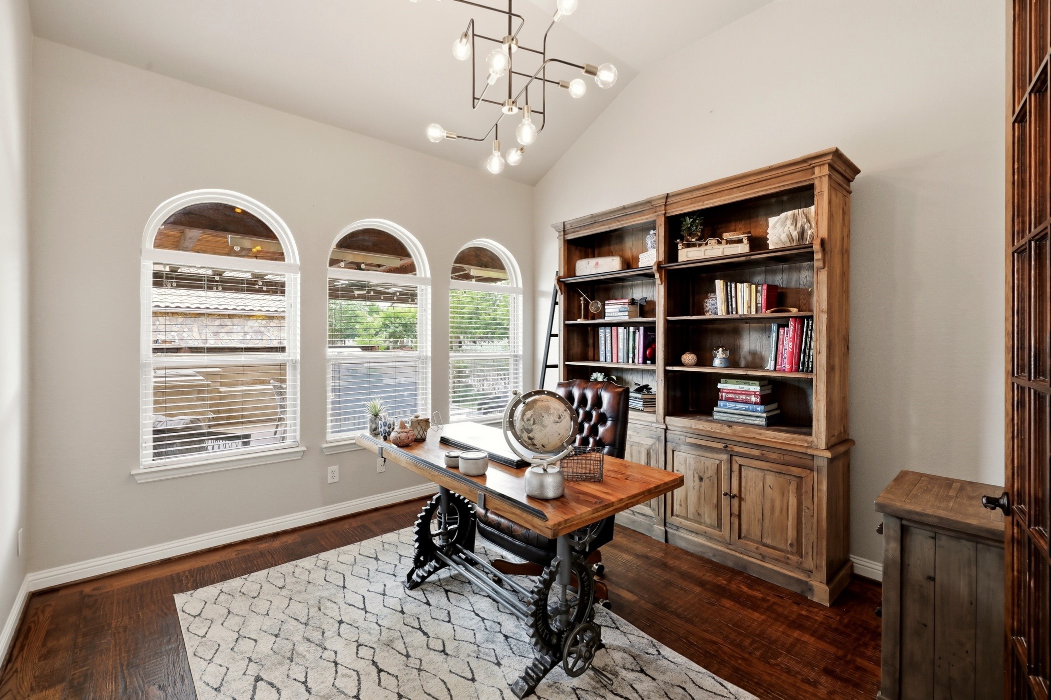 1616 Camino Lago Irving TX 75039