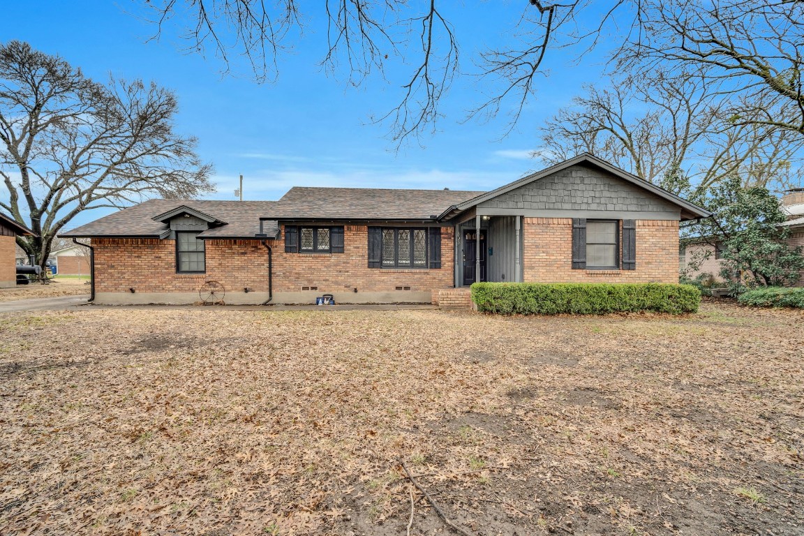 303 Monticello Drive Waxahachie TX 75165
