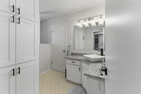 706 Hilltop Drive Weatherford TX 76086