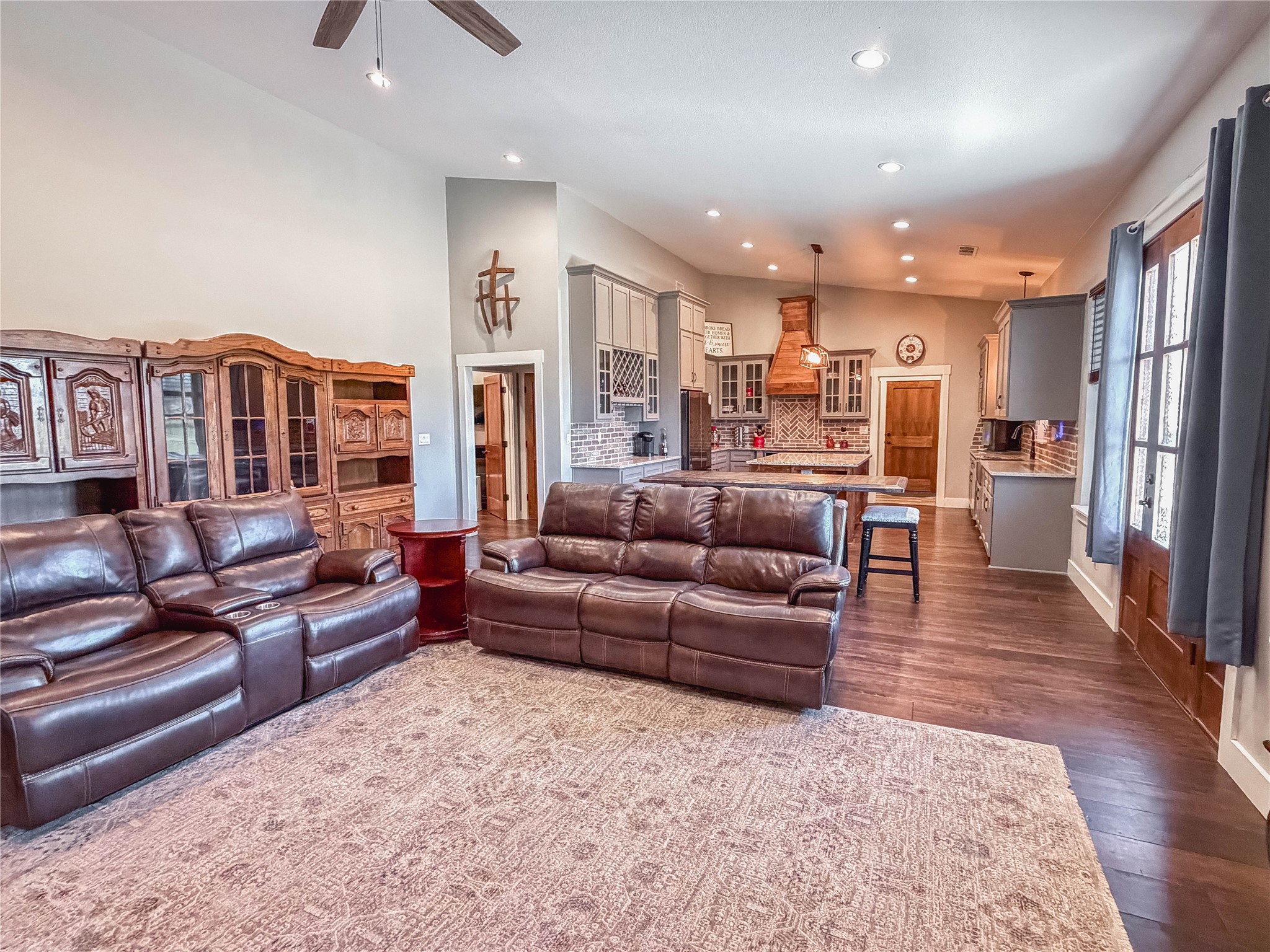 240 Cox Road Waxahachie TX 75167