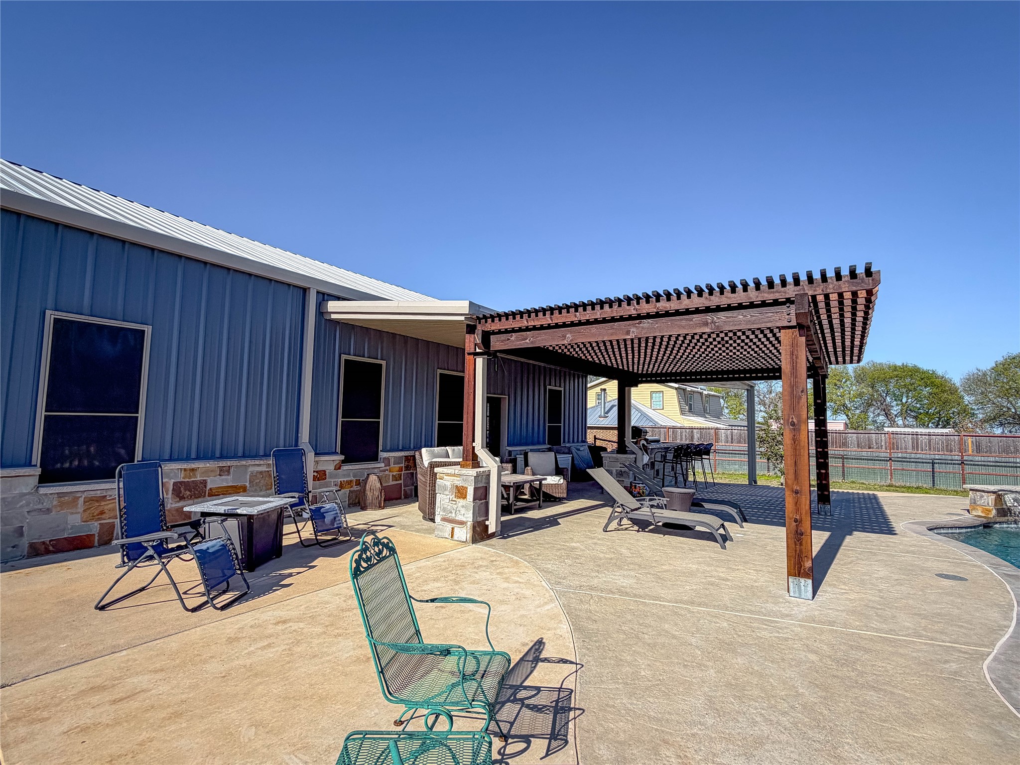 240 Cox Road Waxahachie TX 75167