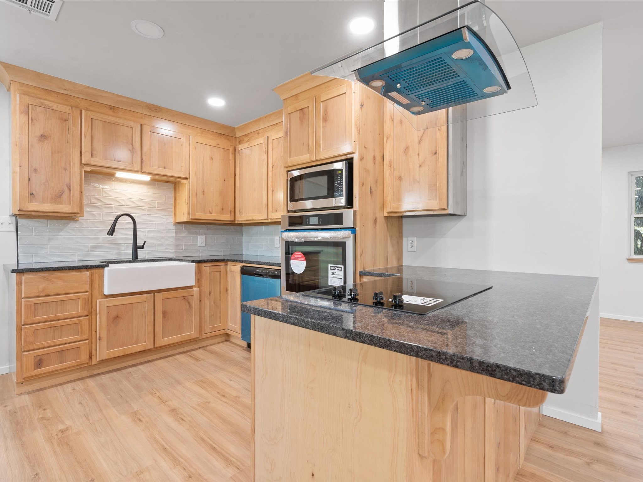 2068 Bristow Point Eufaula OK 74432
