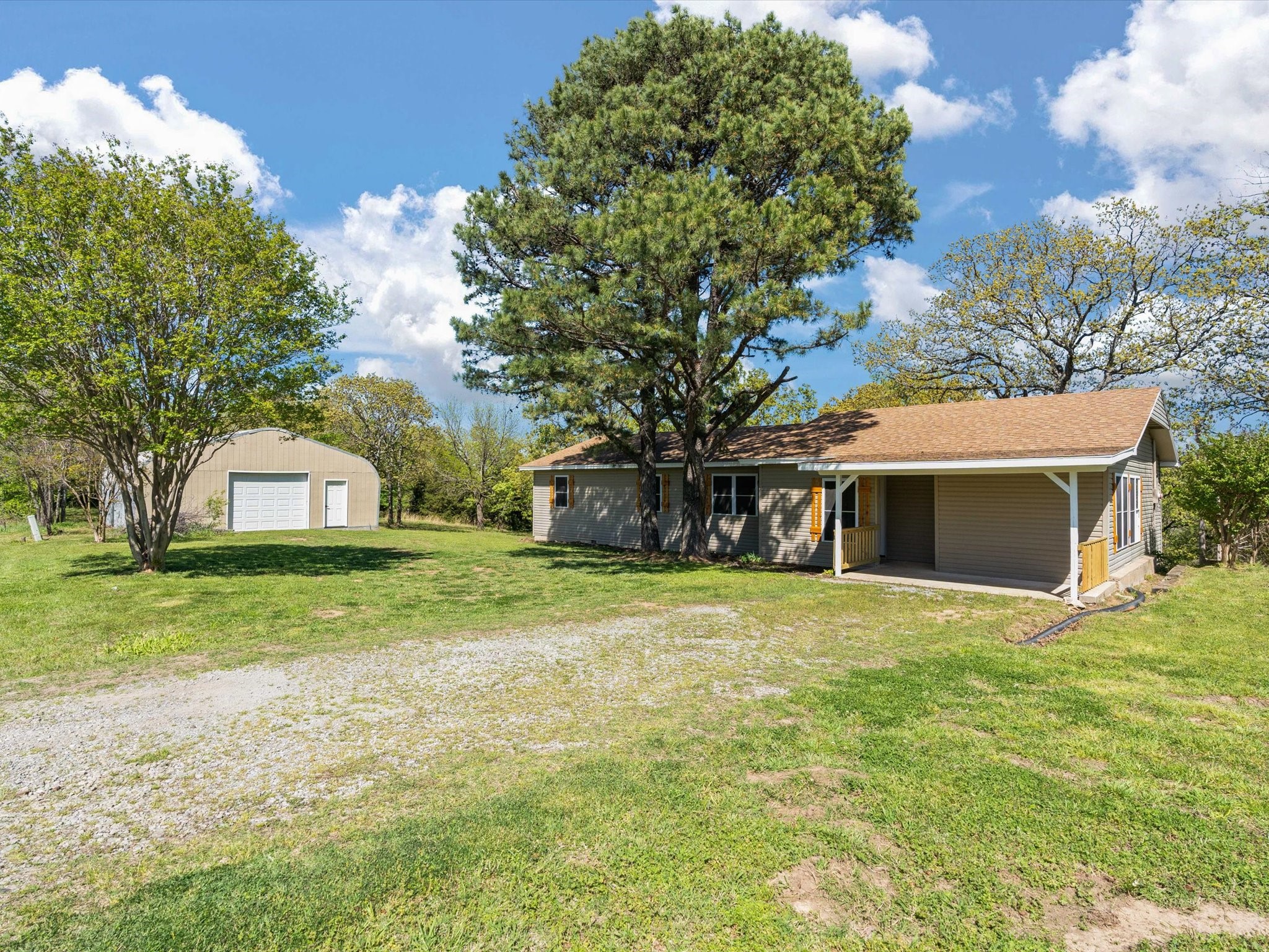 2068 Bristow Point Eufaula OK 74432