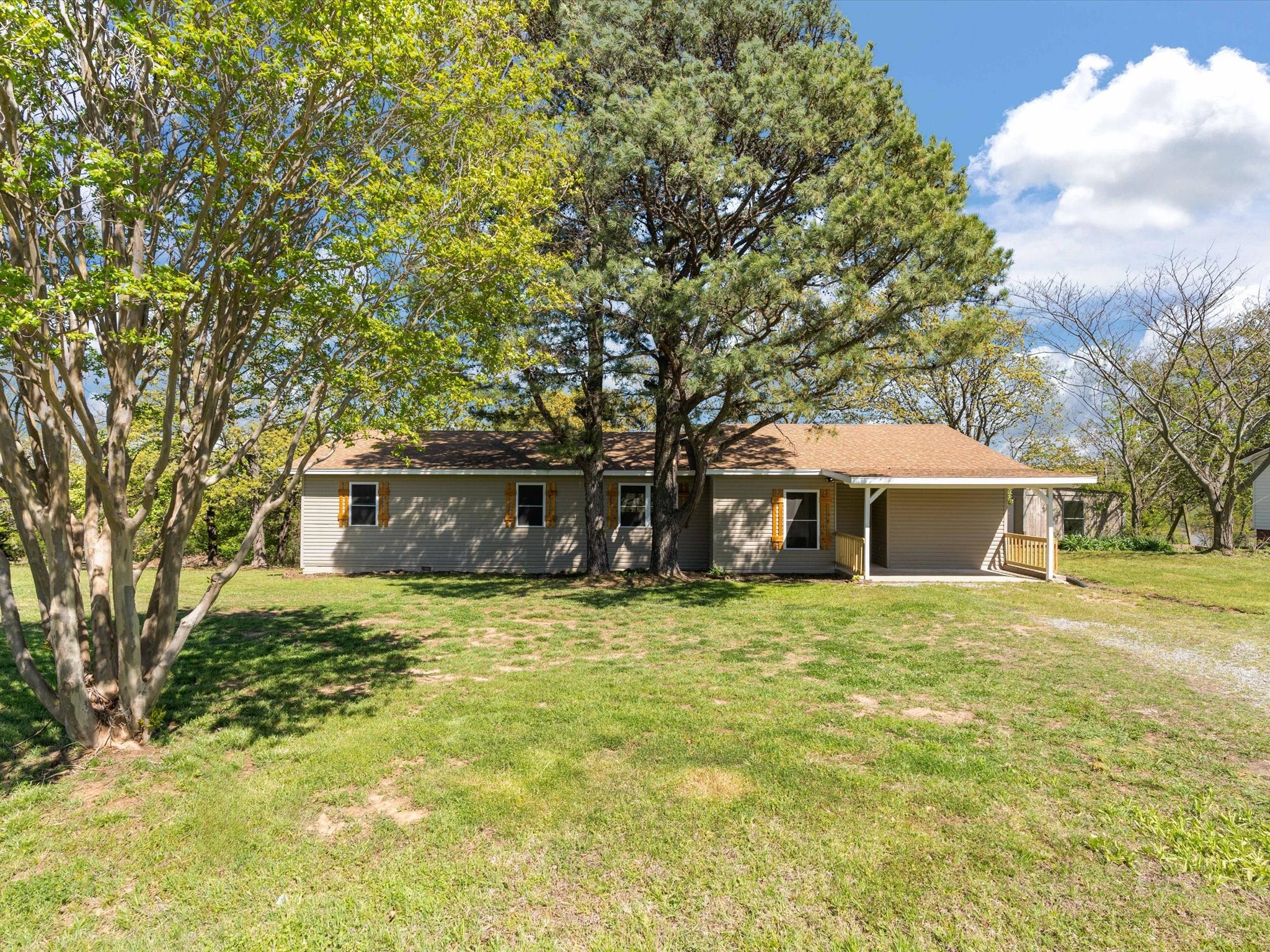 2068 Bristow Point Eufaula OK 74432