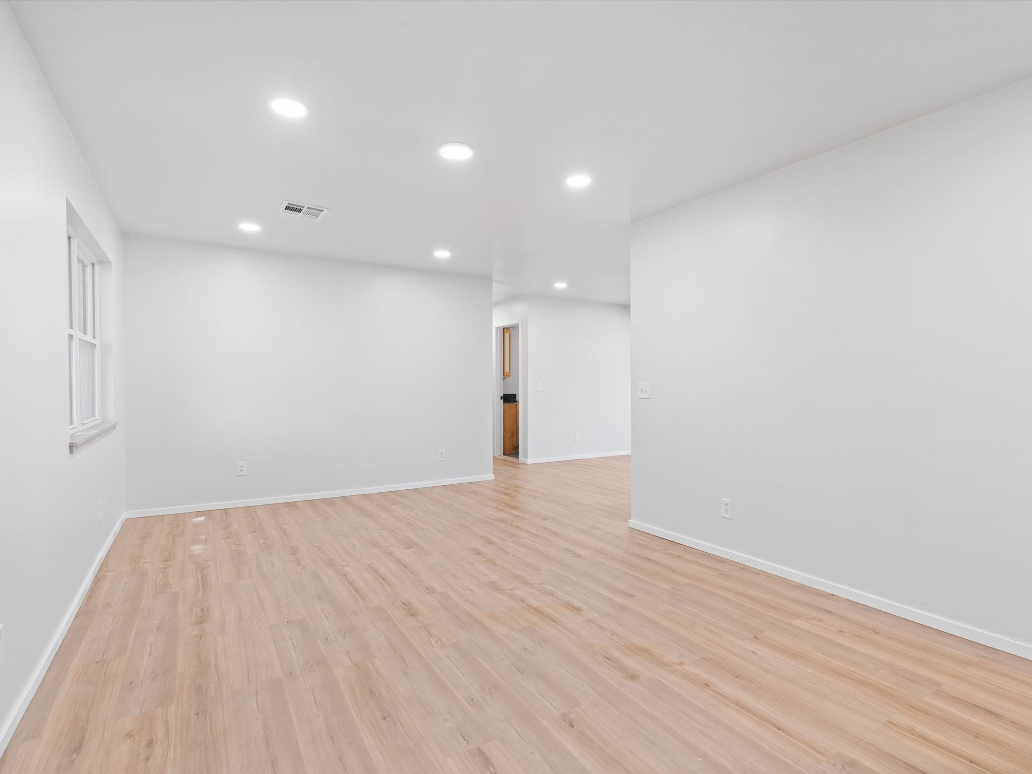 2068 Bristow Point Eufaula OK 74432