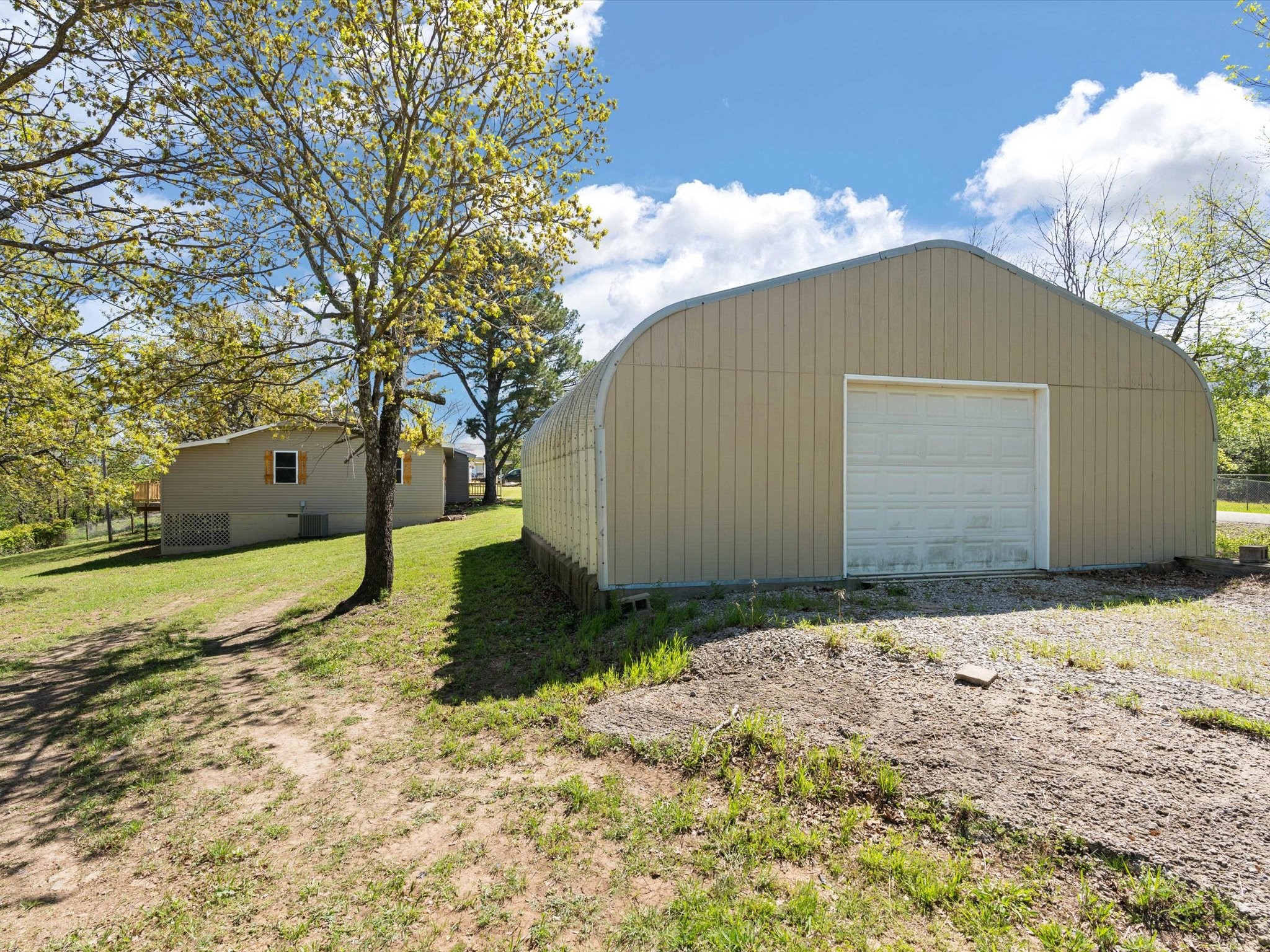 2068 Bristow Point Eufaula OK 74432