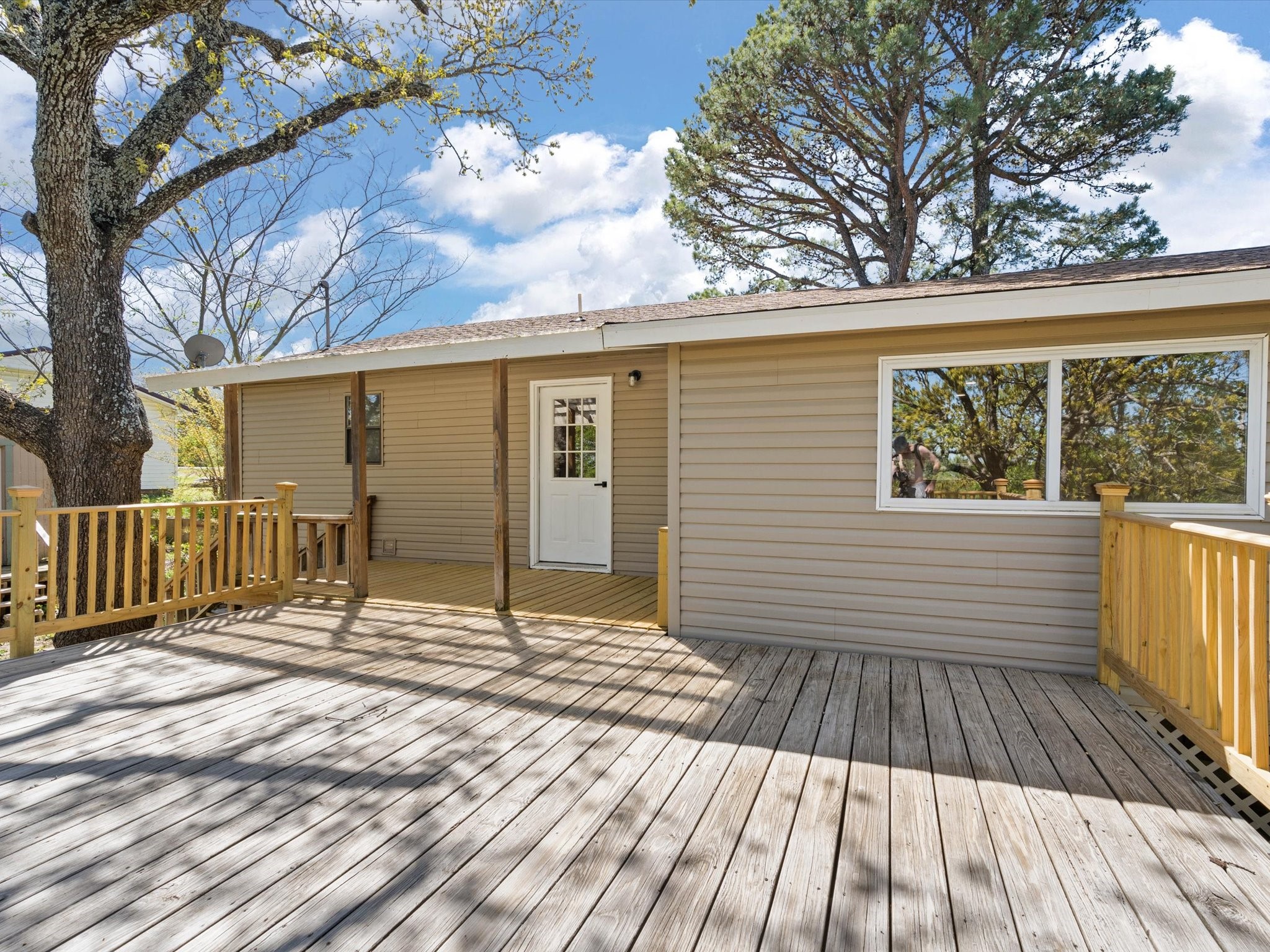 2068 Bristow Point Eufaula OK 74432