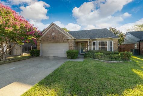 6920 Wooddale Drive Watauga TX 76148