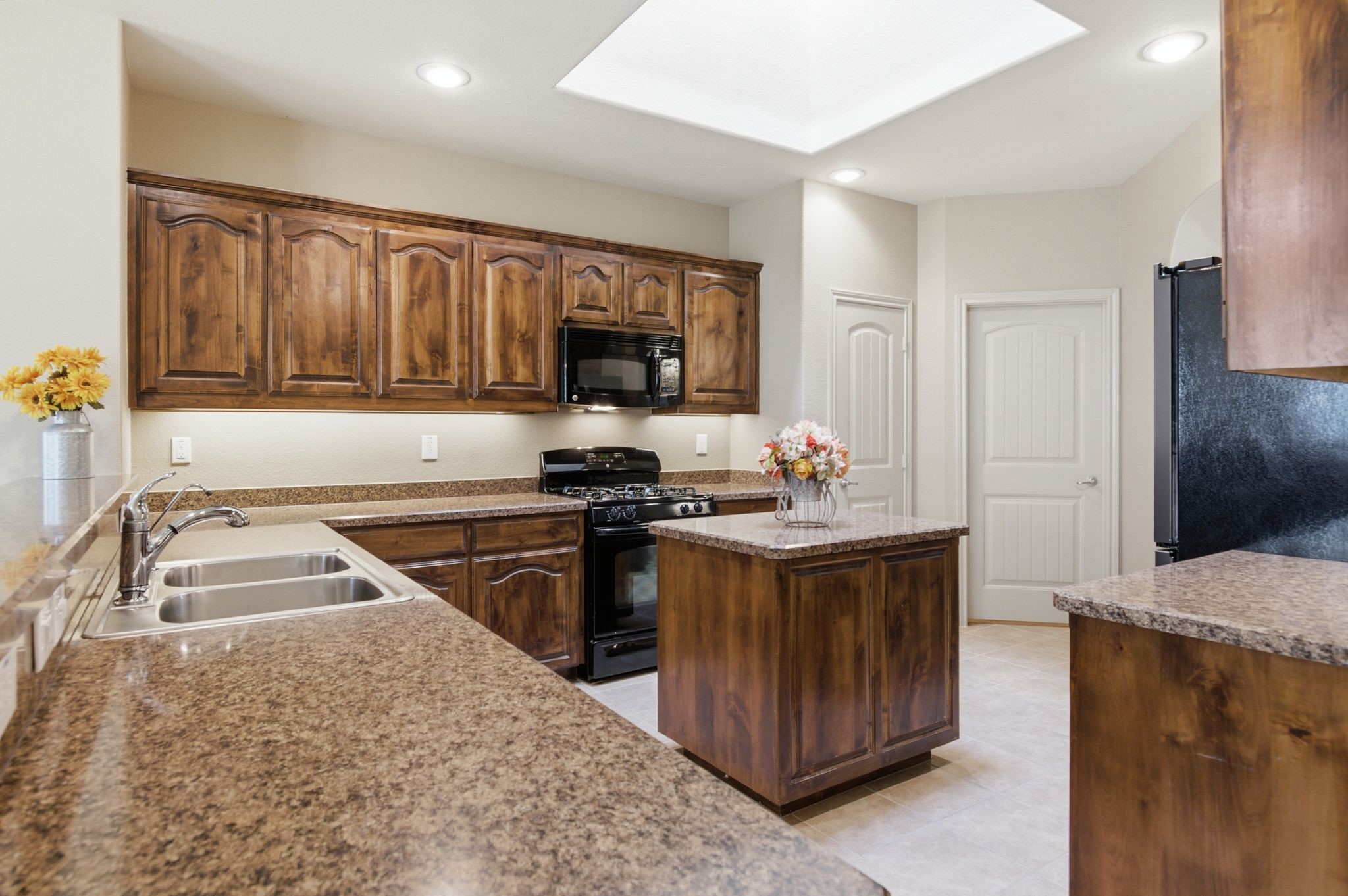 1237 Kachina Lane Fort Worth TX 76052
