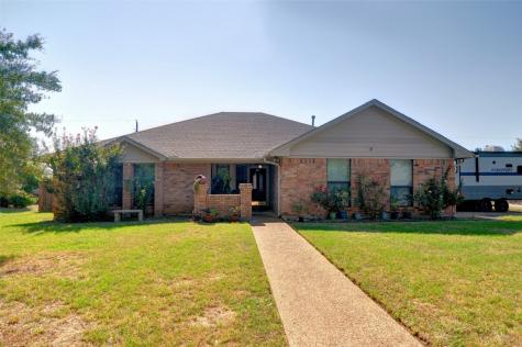 1513 Cindy Lane Cleburne TX 76033