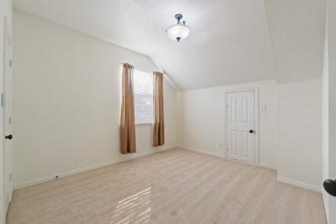2412 Aramic Court Arlington TX 76001