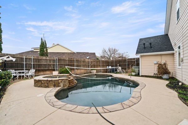 2412 Aramic Court Arlington TX 76001