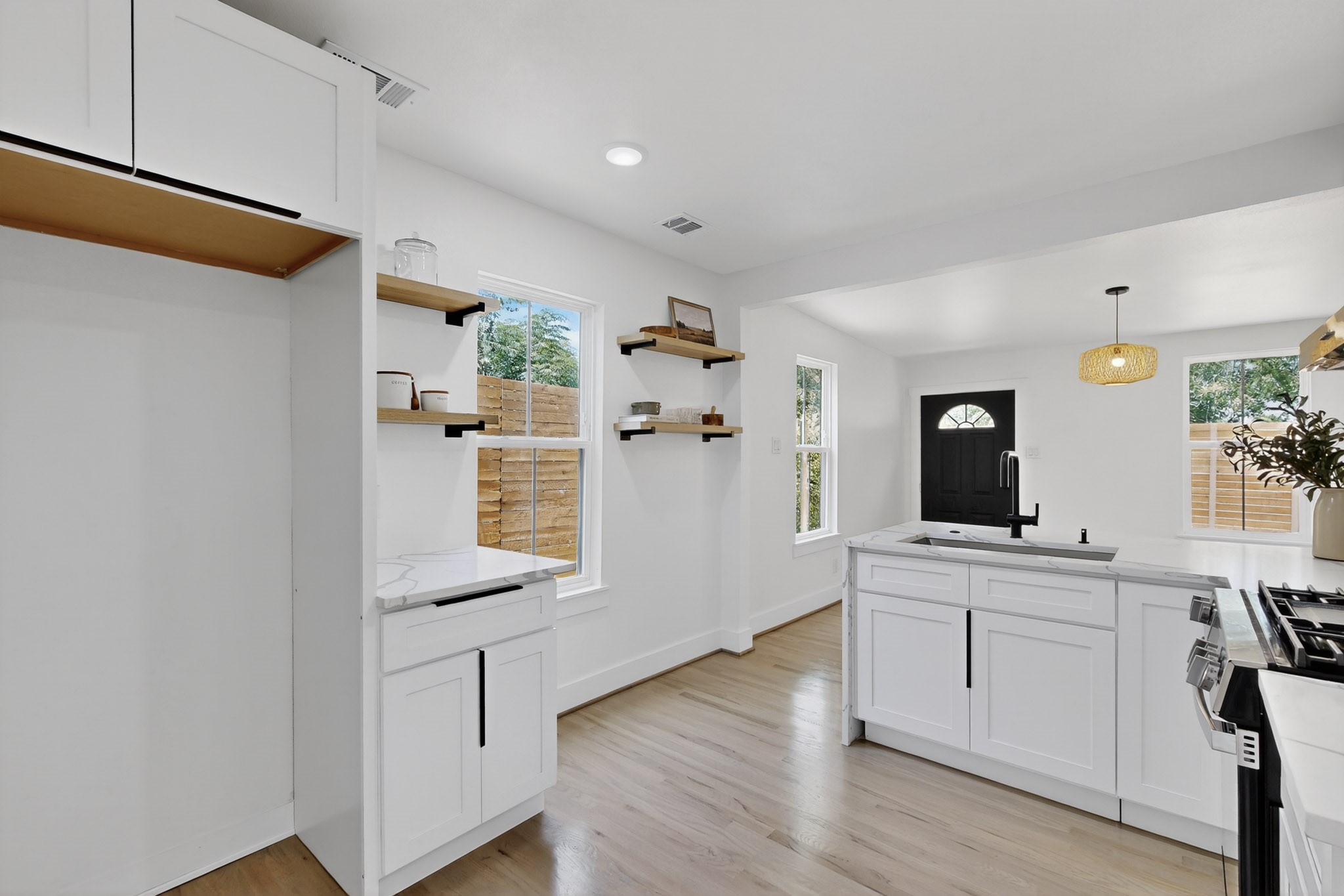 4007 Shelley Boulevard Dallas TX 75211