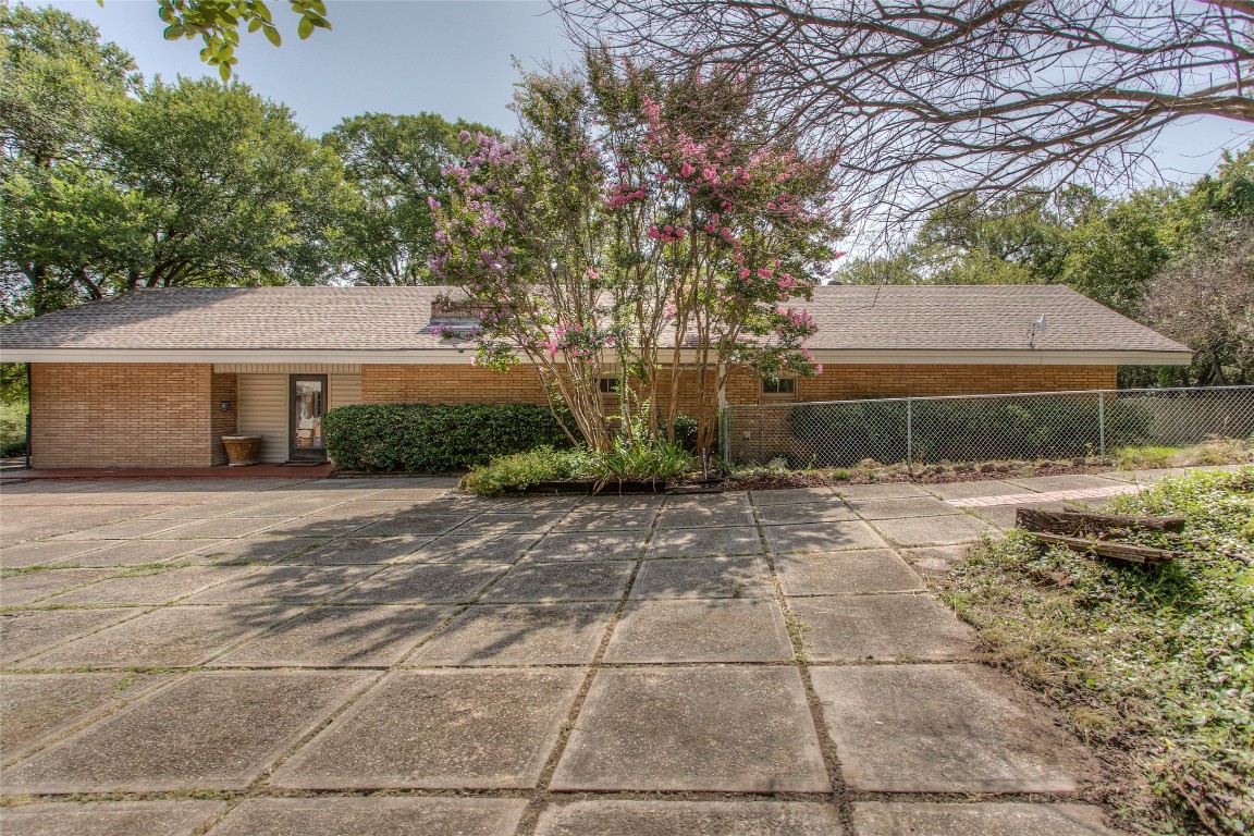 4125 Bluebonnet Hilltop Drive Fort Worth TX 76126