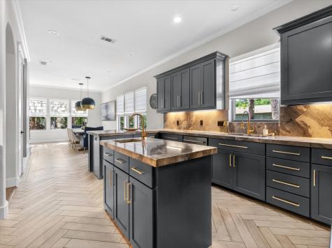 6741 Blackjack Oaks Road Aubrey TX 76227