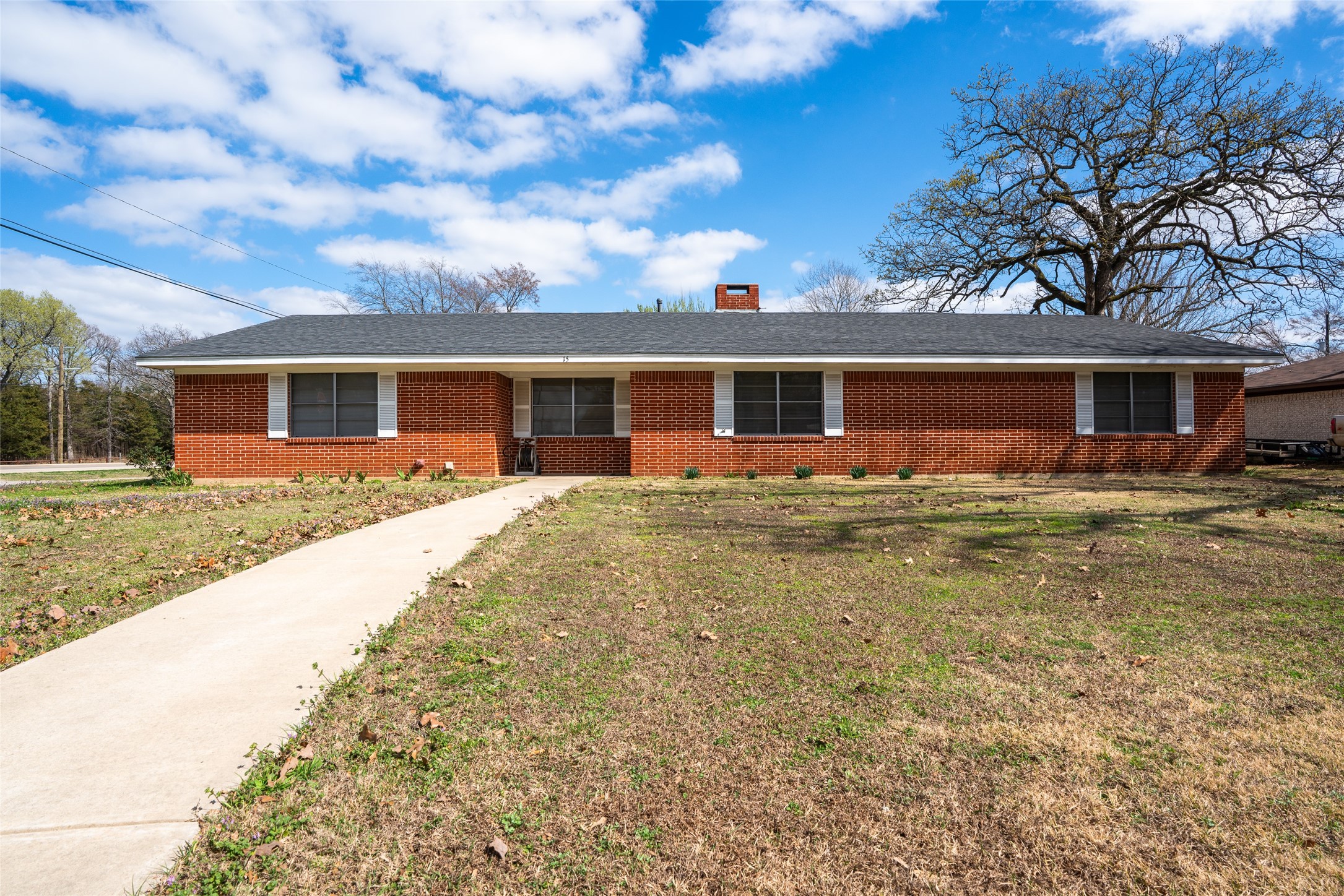15 SW 45th Paris TX 75460