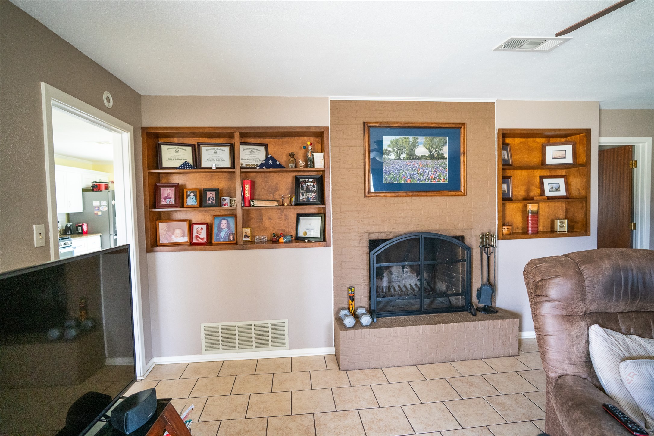 15 SW 45th Paris TX 75460