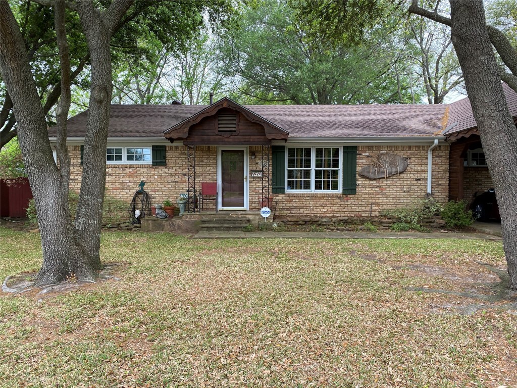 1606 S Jefferson Street Kaufman TX 75142