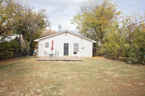 1212 3rd Street Graham TX 76450
