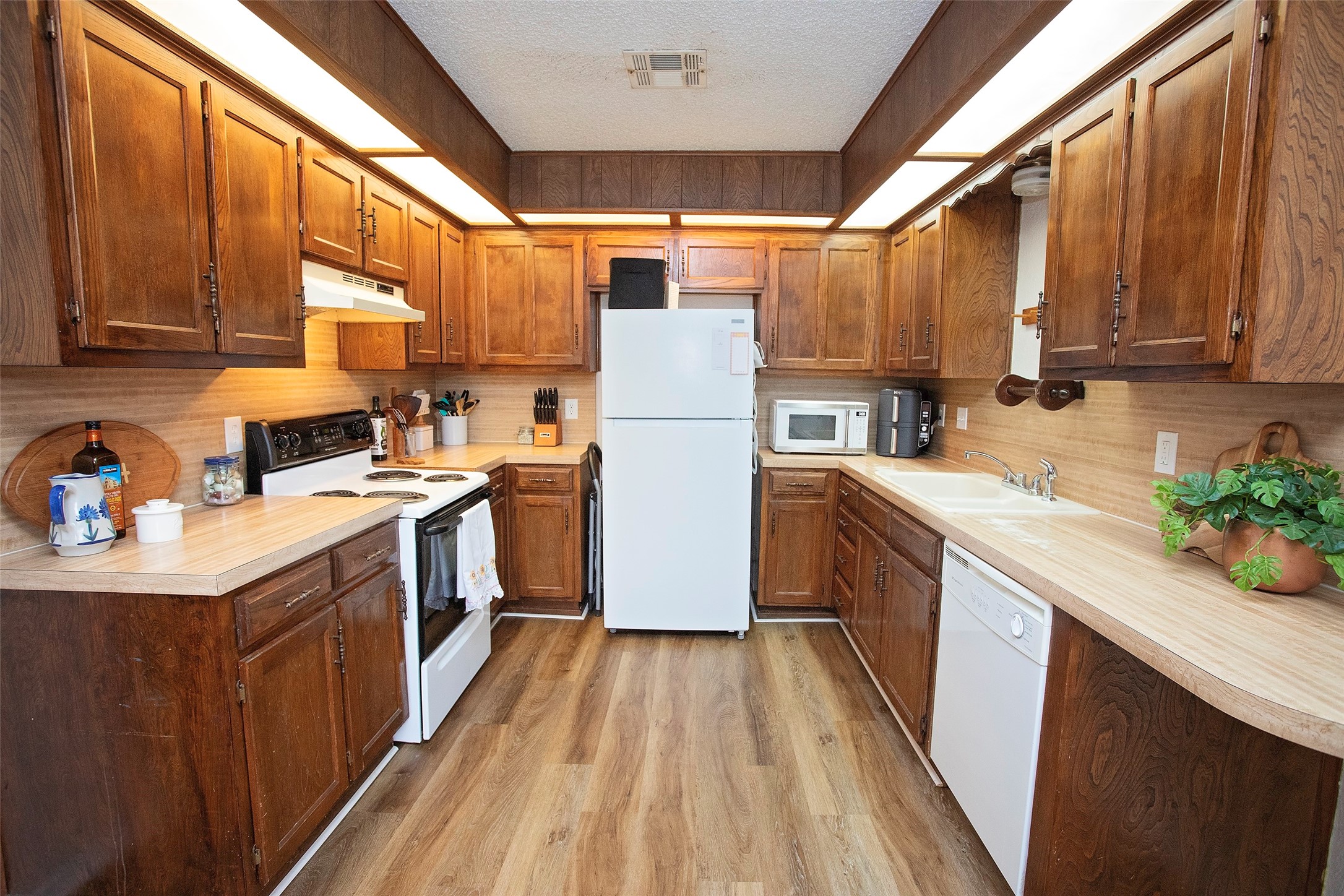 1212 3rd Street Graham TX 76450